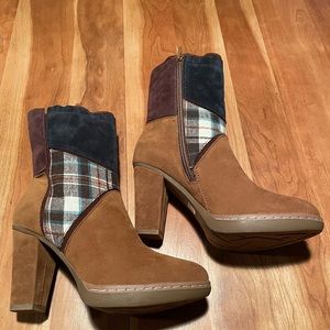 **NWT**Muk Luk Heeled patchwork Boots